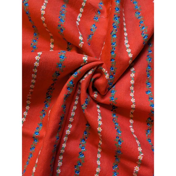 Vintage Floral Print Fabric Red with Tiny Flower Stripes All Over 1970s - Picture 8 of 8